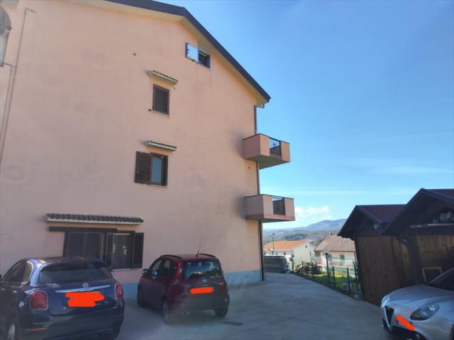 Appartamenti in Vendita - Appartamento in vendita a santo stefano di rogliano zona residenziale