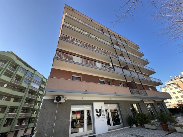 Appartamenti in Vendita - Appartamento in vendita a chieti zona stazione
