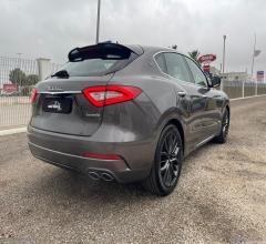 Auto - Maserati levante v6 diesel 275 cv awd