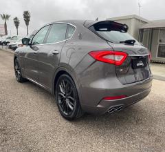 Auto - Maserati levante v6 diesel 275 cv awd