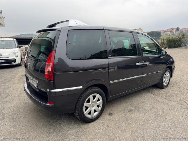 Auto - Peugeot 807 2.0 hdi fap sv
