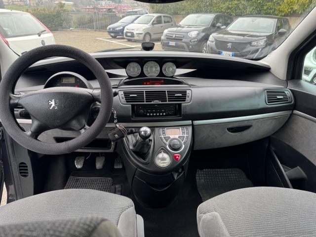 Auto - Peugeot 807 2.0 hdi fap sv