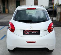 Auto - Peugeot 208 1.2 vti 82 cv 3p. allure