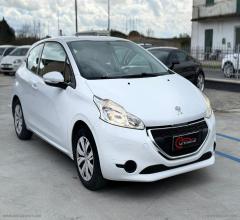Auto - Peugeot 208 1.2 vti 82 cv 3p. allure