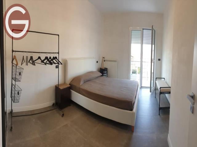 Appartamenti in Vendita - Appartamento in affitto a taurianova centrale