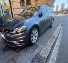 Auto - Volkswagen golf 1.6 tdi 115cv dsg 5p. executive bmt