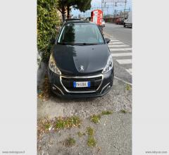Auto - Peugeot 208 puretech 82 5p. allure