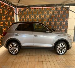 Auto - Volkswagen t-roc 2.0 tdi 150 dsg 4motion style bmt