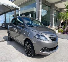 Auto - Lancia ypsilon 1.0 firefly 5p.s&s hybryd gold