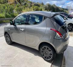 Auto - Lancia ypsilon 1.0 firefly 5p.s&s hybryd gold