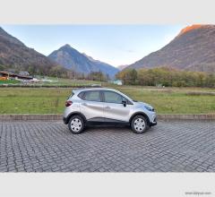 Auto - Renault captur tce 12v 90 cv business neopatentati