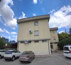Appartamenti in Vendita - Appartamento in vendita a scafa semicentro