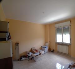 Appartamenti in Vendita - Appartamento in vendita a scafa semicentro