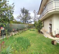 Appartamenti in Vendita - Villa in vendita a casalincontrada semicentro