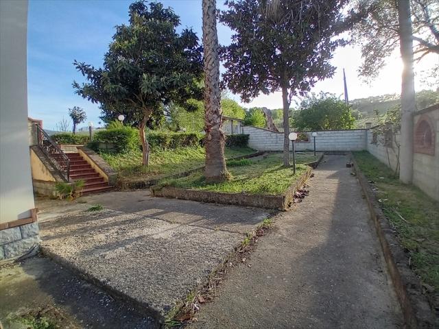 Appartamenti in Vendita - Villa in vendita a manoppello manoppello scalo