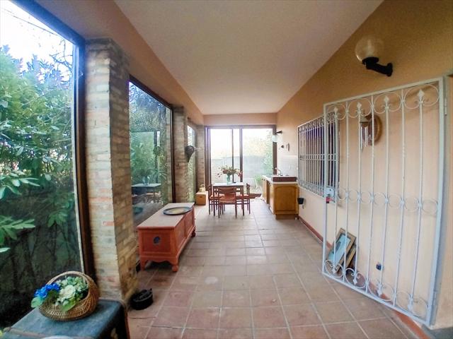 Appartamenti in Vendita - Villa in vendita a manoppello manoppello scalo