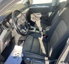Auto - Volkswagen passat var. 1.6 tdi dsg business bmt