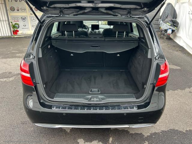 Auto - Mercedes-benz b 180 d premium