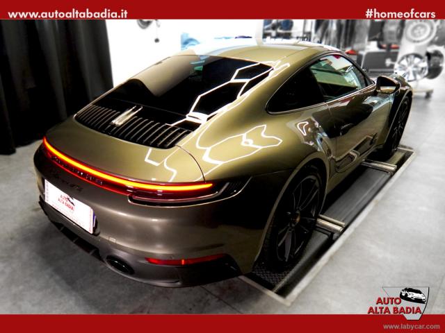 Auto - Porsche 911 carrera 2 gts