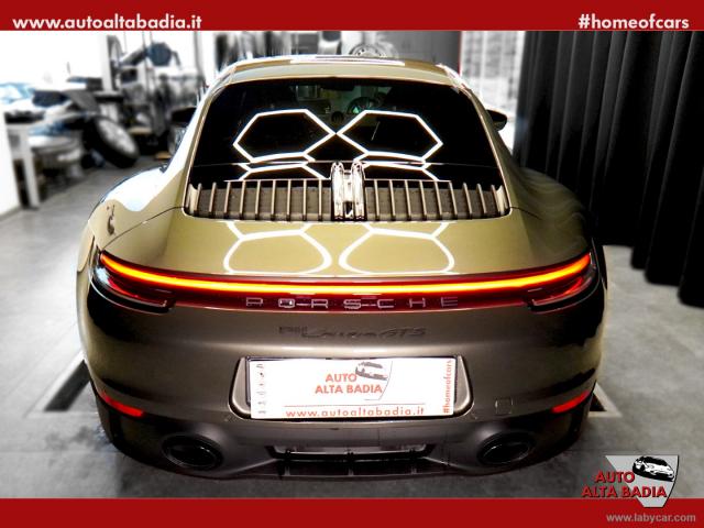 Auto - Porsche 911 carrera 2 gts
