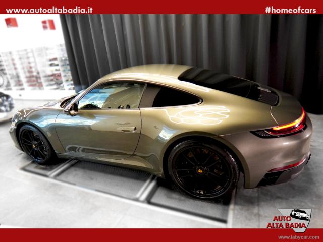 Auto - Porsche 911 carrera 2 gts
