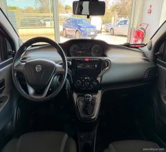 Auto - Lancia ypsilon 1.2 69 cv 5p. gpl ecochic plat.