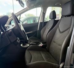 Auto - Peugeot 308 1.6 hdi 90 cv sw premium