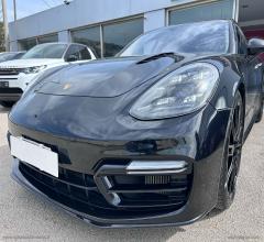 Auto - Porsche panamera turbo