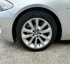 Auto - Bmw 530d touring