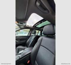 Auto - Bmw 530d touring