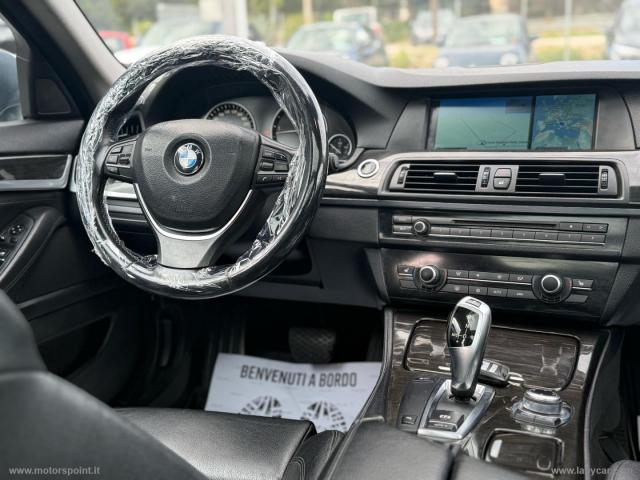 Auto - Bmw 530d touring