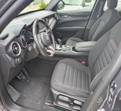 Auto - Alfa romeo stelvio 2.2 t.d. 160cv at8 rwd sup. bus.