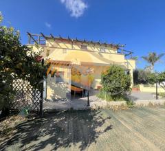 Villa bifamiliare in vendita a siracusa elorina
