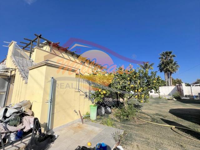 Appartamenti in Vendita - Villa bifamiliare in vendita a siracusa elorina