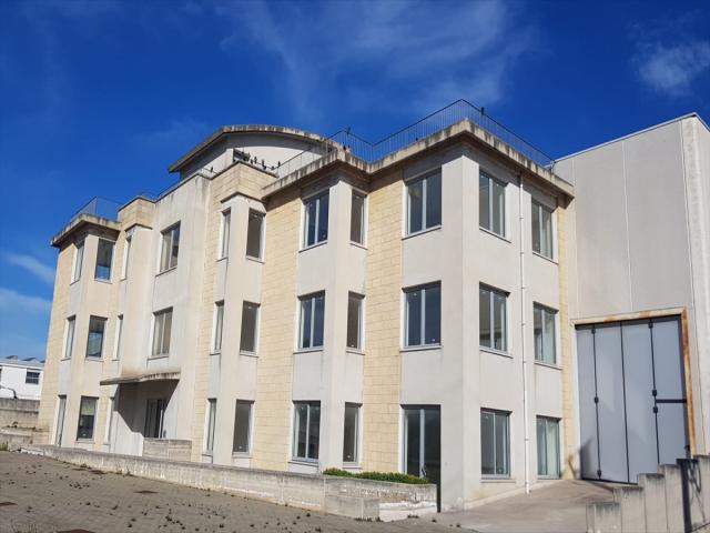 Capannone industriale in vendita a modugno periferia
