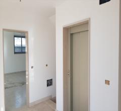 Appartamenti in Vendita - Capannone industriale in vendita a modugno periferia