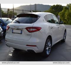 Auto - Maserati levante v6 diesel awd