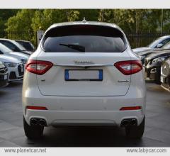 Auto - Maserati levante v6 diesel awd