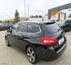Auto - Peugeot 308 bluehdi 120 s&s sw allure