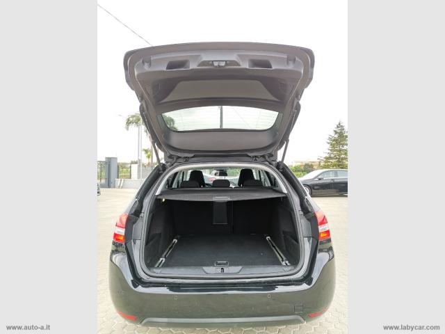 Auto - Peugeot 308 bluehdi 120 s&s sw allure