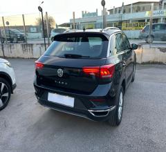 Auto - Volkswagen t-roc 1.6 tdi scr advanced bluemot.tech.