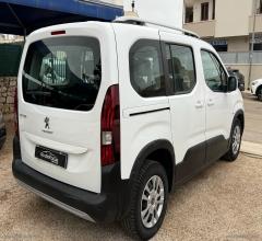 Auto - Peugeot rifter bluehdi 130 s&s allure standard