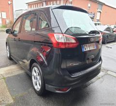 Auto - Ford c-max7 1.5 tdci 120 cv s&s