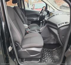 Auto - Ford c-max7 1.5 tdci 120 cv s&s