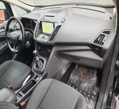 Auto - Ford c-max7 1.5 tdci 120 cv s&s