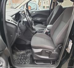 Auto - Ford c-max7 1.5 tdci 120 cv s&s