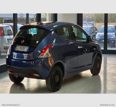 Auto - Lancia ypsilon 1.2 69 cv 5p. gpl silver
