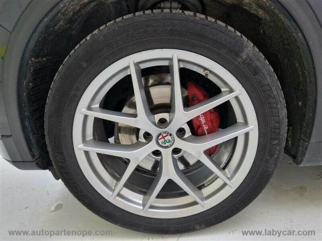 Auto - Alfa romeo stelvio 2.2 t.diesel 210 cv at8 q4 exec.