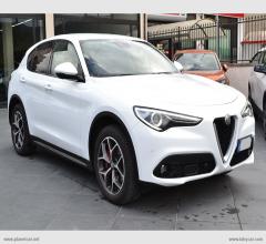 Auto - Alfa romeo stelvio 2.2 t.diesel 210 cv at8 q4 exec.