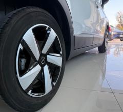 Auto - Opel crossland 1.2 12v s&s edition